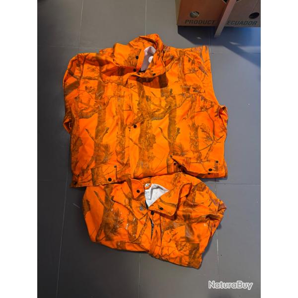 Lot de 2 millau ghost Verney Carron orange fluo XXl et XXXL a vendre aux ench�re destockage chasse
