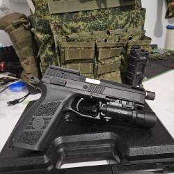 CZ P-09 Gold OR Filt&eacute; + lampe