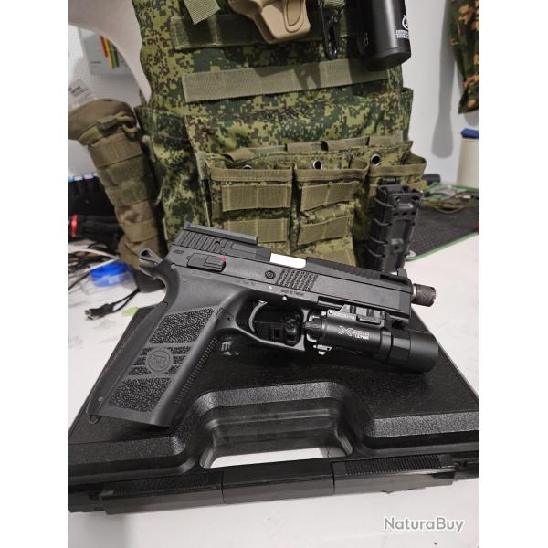 CZ P-09 Gold OR Filt� + lampe
