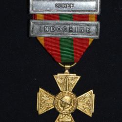CROIX DU COMBATTANT VOLONTAIRE-AGRAFES INDOCHINE-COREE-1945/1954