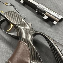 Une des derni&egrave;res carcasses Blaser K95 en carbone glossy