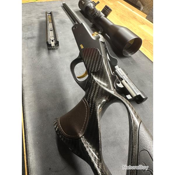 Une des derni�res carcasses Blaser K95 en carbone glossy