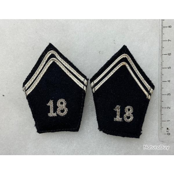 J10 FRANCE - PAIRE DE PATTES DE COL 18�me DRAGONS cadre cannetille argent