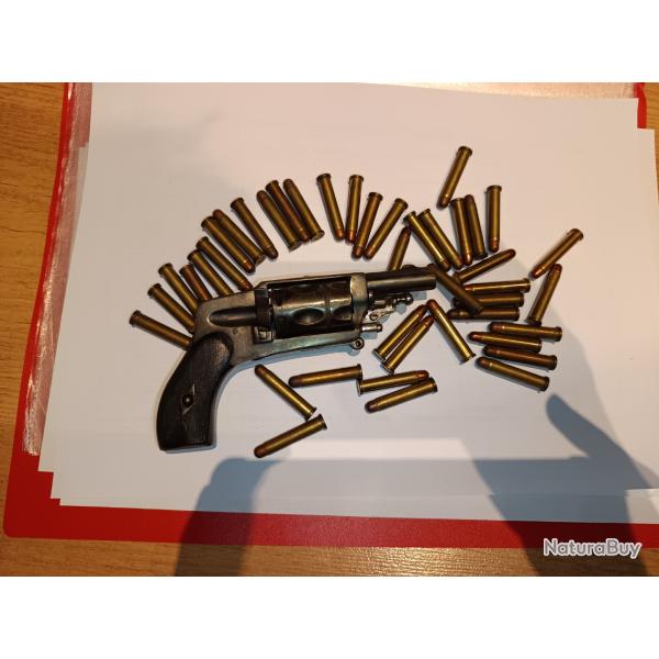 1� - Revolver Velodog