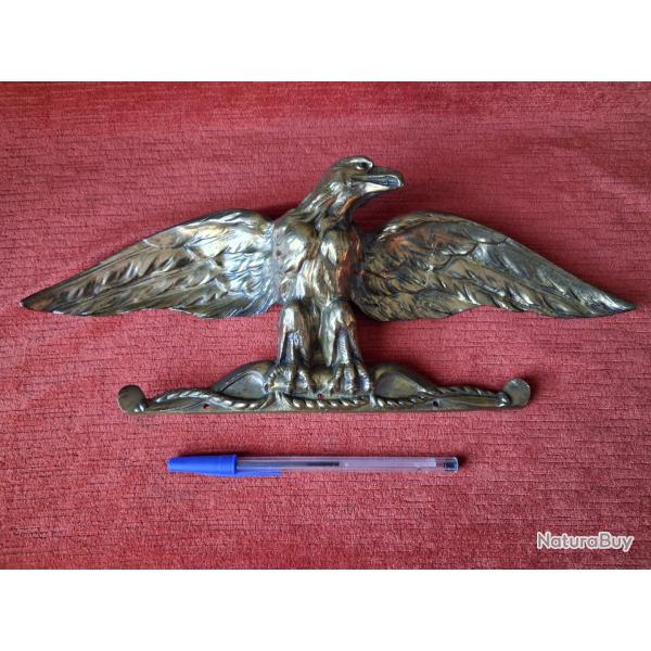 Aigle en bronze collection en rapport avec  Brigitte Bardot