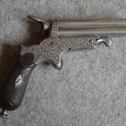 POIVRI&Egrave;RE grave 4 CANONS cal 32 rimfire