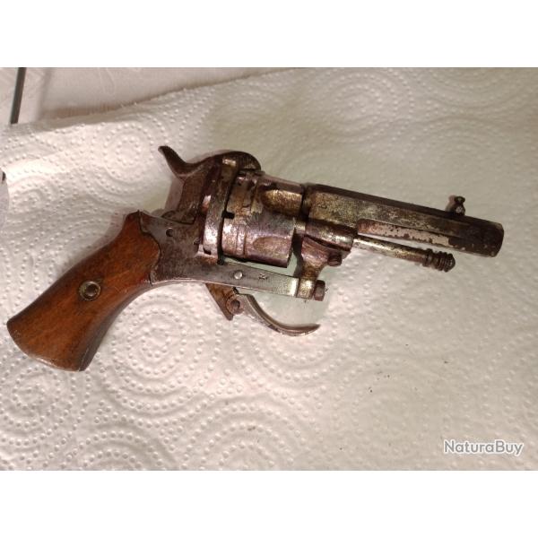 JOLI PETIT REVOLVER A BROCHE DE TYPE LI�GEOIS