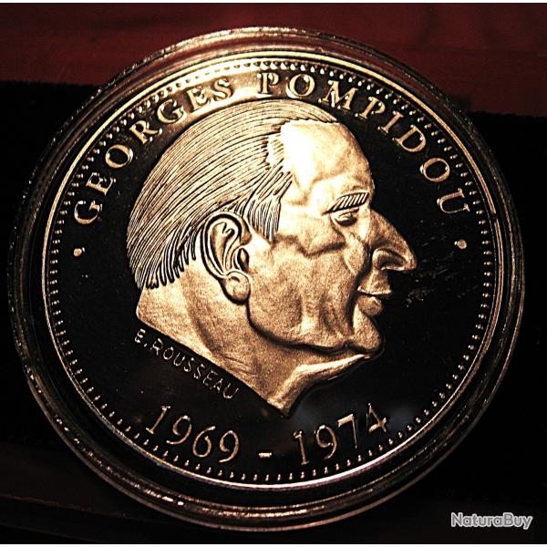 m�daille "Georges Pompidou" president de la r�publique diametre 40 mm 31 grs