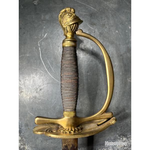 �p�e d'officier Directoire-Empire, pommeau au casque, lame bleuie I.G.B.XVIIIe. Militairia