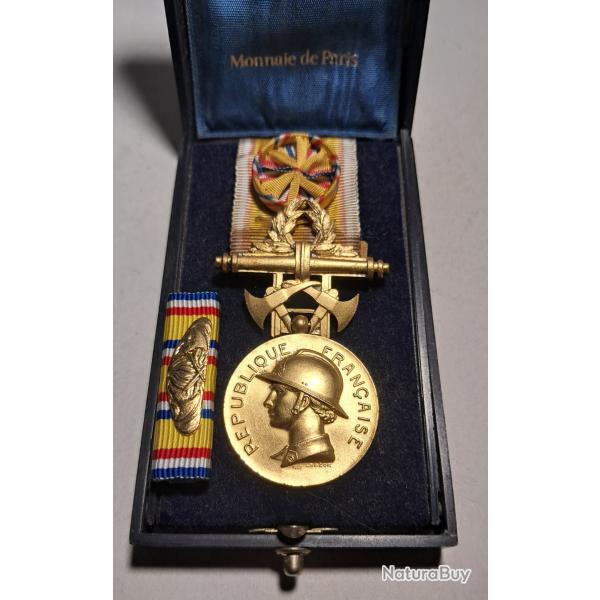M�daille d'Honneur Pompier Grand Or 40 ans Argent 950