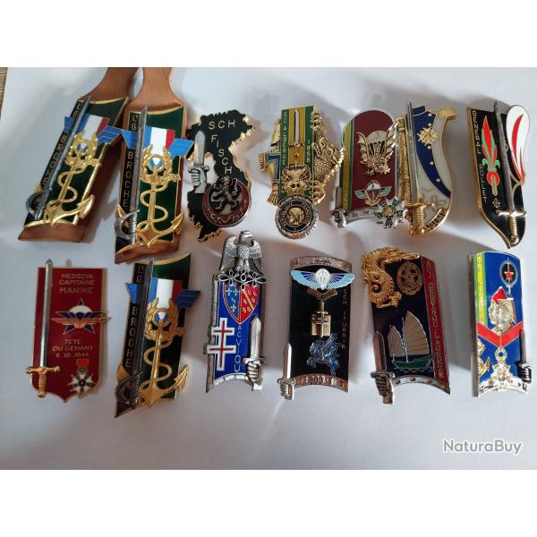 LOT DE 13 PUCELLES MILITAIRES PROMOTION ST CYR COETQUIDAN