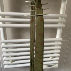 Cravate de chasse Mettez