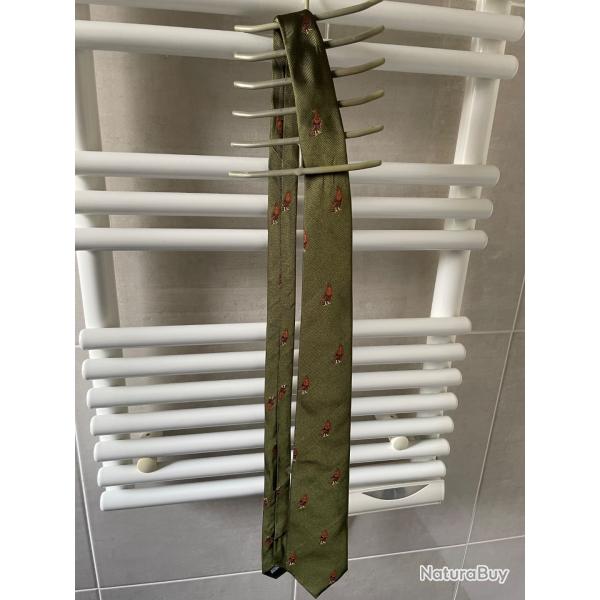 Cravate de chasse Mettez