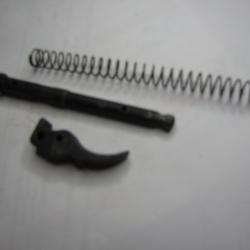 Pieces de pistolet BRUNI model 92 9 mm PACK   (8)