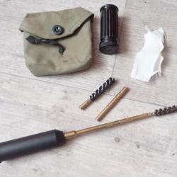 Outils pour entretien pistolet Suisse P210, P220, SIG, parabellum + pochette + pot &agrave; graisse