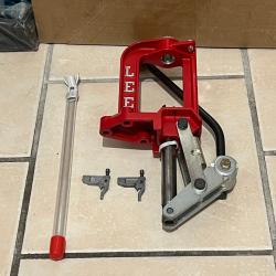 Presse LEE Challenger III Breech Lock Monostation 90588 2024