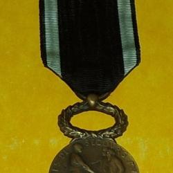 MEDAILLE SOCIETES DE SECOURS MUTUELS , MINISTERE DU TRAVAIL ET DE LA PREVOYANCE SOCIALE , BON ETAT