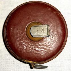 METRE A RUBAN de la SECONDE GUERRE.