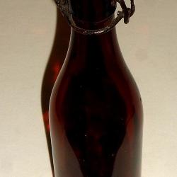 BOUTEILLE de BIERE de la SECONDE GUERRE. III
