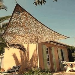 Filet de camouflage triangulaire 80% d'ombrage - Beige Fonc&eacute; Beige 3x3m