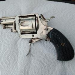 REVOLVER BULLDOG LI&Eacute;GEOIS FIN XVIII eme si&egrave;cle EN BON &Eacute;TAT M&Eacute;CANIQUE