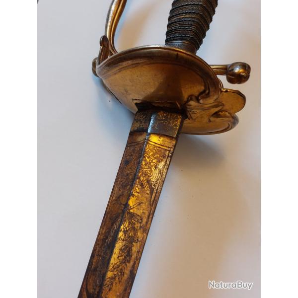 �p�e � la su�doise officier �poque 18�me laiton dor� gravures