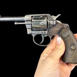 BEAU COLT NEW POLICE calibre 32sw