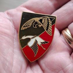 INSIGNE ESCADRON DE CHASSE 2 / 3 CHAMPAGNE ( DRAGO PARIS - A 977 )