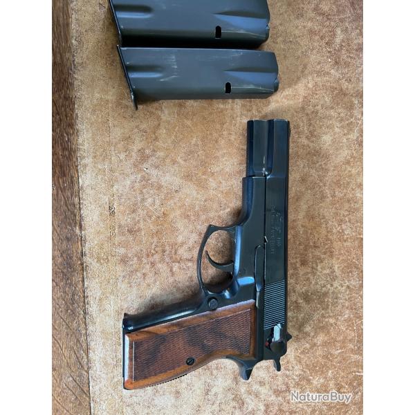 vend pistolet semi automatique LUGER M 90 9mm parabellum