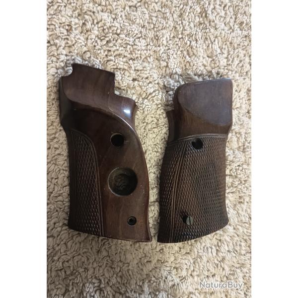 Paire de plaquettes BERETTA M76 en 22LR (355)