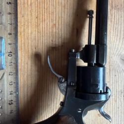Revolver &agrave; broche 7mm