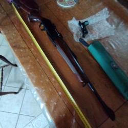 Browning bar 300 longtrac avec lunette et point rouge.