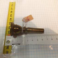 Embouchure de trompette. Trompe. Corps fran&ccedil;ais, ou clairon                                     (4)