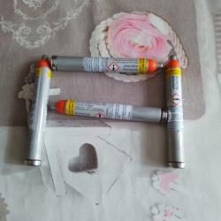 QUATRE RECHARGES  LACRYMOG2NE  NEUNES   JPX 4  EQUIPEZ VOUS FRANCAIS POUR VOTRE DEFENSE