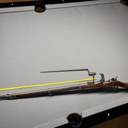Fusil r&eacute;glementaire Albini Braendling Mle 1777 - 1867 avec b&acirc;ionnette en bon &eacute;tat.