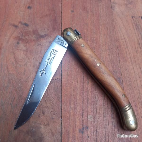 Joli Couteau LAGUIOLE ARBALETE G.DAVID Manche en Bois
