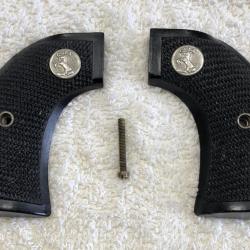 Plaquettes de crosse quadrill&eacute;es noires pour Colt SAA 1873