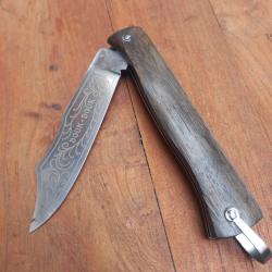 Unique Couteau DOUKDOUK France Manche en M&eacute;tal et Bois de MORTA