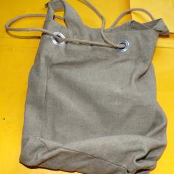 SERVICE DE SANTE : POCHETTE POUR LIT HOPITAL MILITAIRE POUR METTRE LES AFFAIRES PERSONNELLES DU SOLD