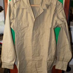 CHEMISE MILITAIRE DE L'ARMEE FRANCAISE ,Taille 4 L SOIT XL EN CIVIL, FABRICATION FRANCAISE A VAUCOUL