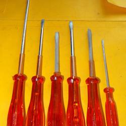 OUTILS LOT DE 6 TOURNEVIS A TETE PLATE&nbsp; DE L'ARMEE FRANCAISE ET S.N.C.F&nbsp; , LONGUEUR TOTALE 35 CM POI