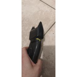 Tazer shocker &agrave; spray