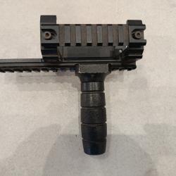 Poign&eacute;e avant FAMAS f1 3 rails