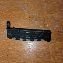 COUTEAU CCCP AK_47