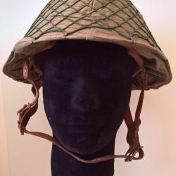 Casque Allemand mod&egrave;le 56 NVA Mur de Berlin