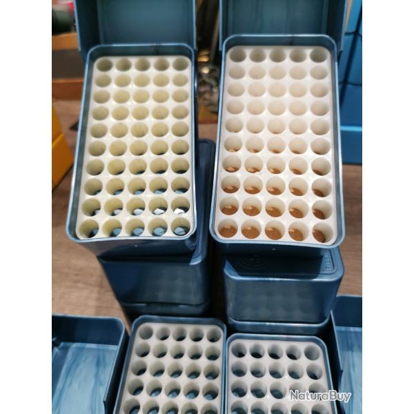 8 Bo�tes bleu fonc� de stockage munitions