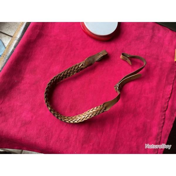 Bretelle en cuir tress�e marron clair, pas de prix de r�serve