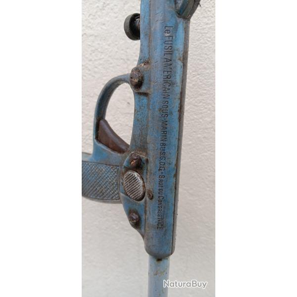 LOT DE 2 FUSILS DE CHASSE SOUS MARINE ANCIENS "LE FUSIL AMERICAIN SOUS MARIN" SGDG NICE ANNEES 1930