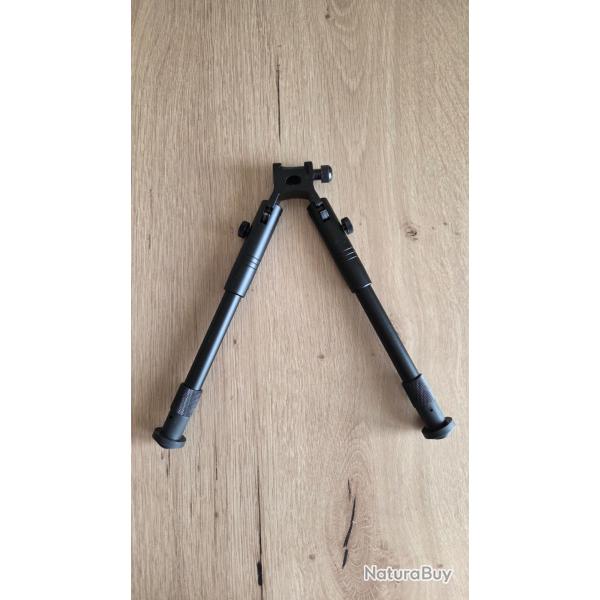 Bipied r�glable fixation rail picatinny