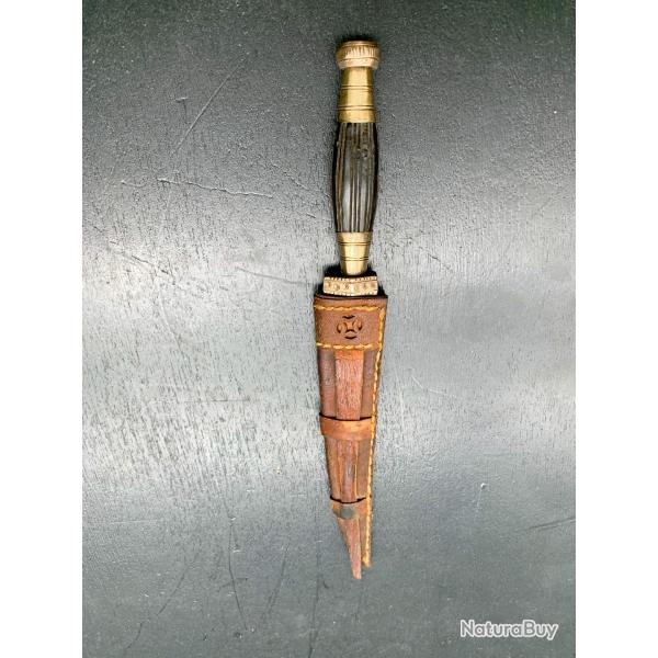 ANCIEN COUTEAU BOXER CHINOIS H� / PIRATE NOIR ET SON FOURREAU, MODELE GUERRIER, ASIE